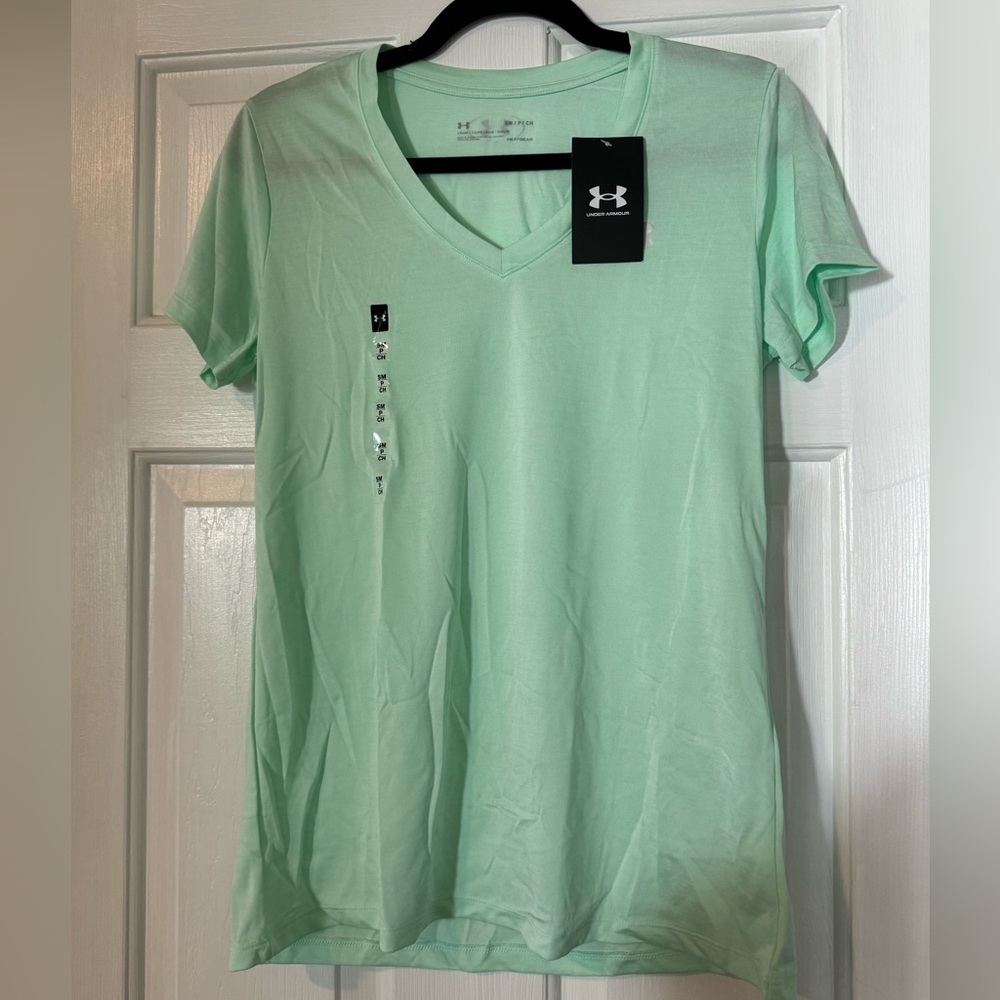 NWT Under Armour Athletic Top